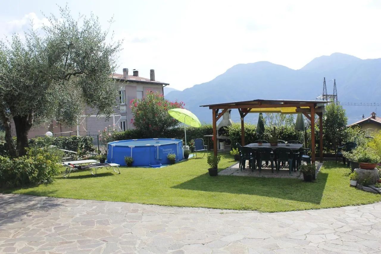 Apartmán Casa Della Chicca Mandello del Lario 0*,  Itálie